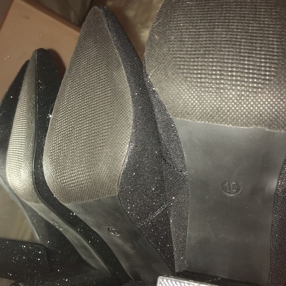 JustFab Sparkling Ankle Boots - Picture 4 of 4